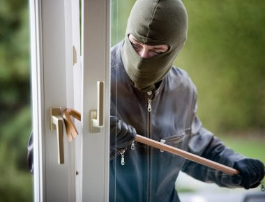 Ιωάννινα: Τα δακτυλικά αποτυπώματα «έδειξαν» τον 34χρονο Αλβανό διαρρήκτη